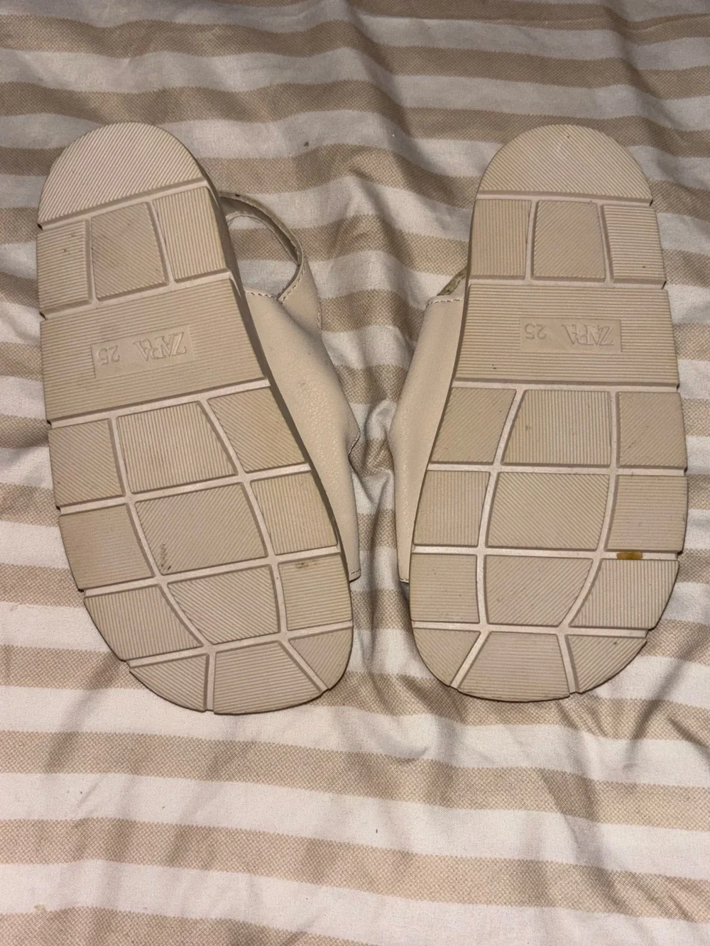 Zara cute cream